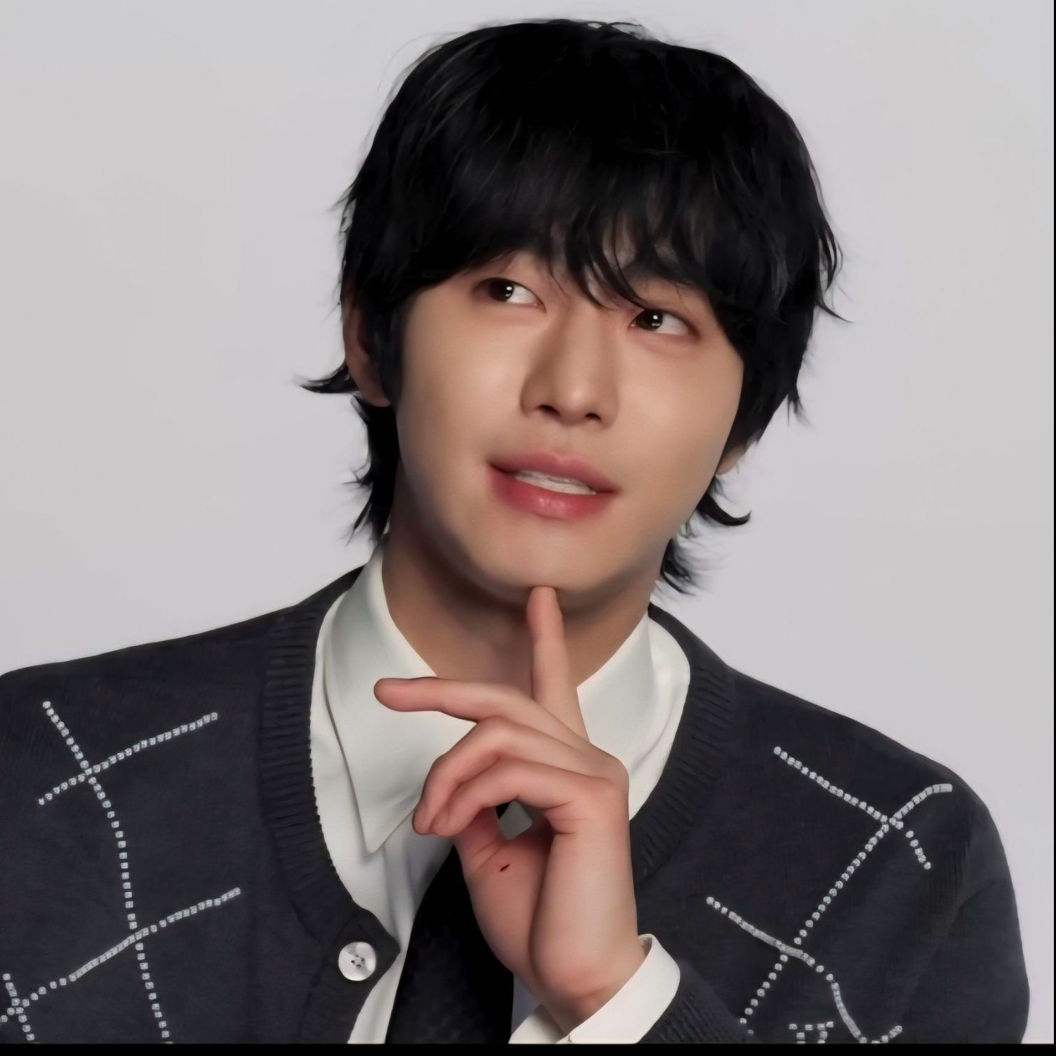 安孝燮的最新照片