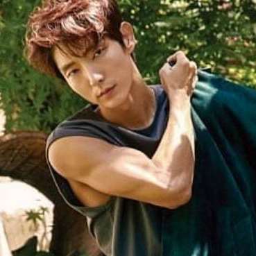 이준기 최근 활동샷