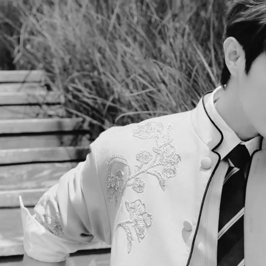 Behind-the-scenes cut of Xu Kai