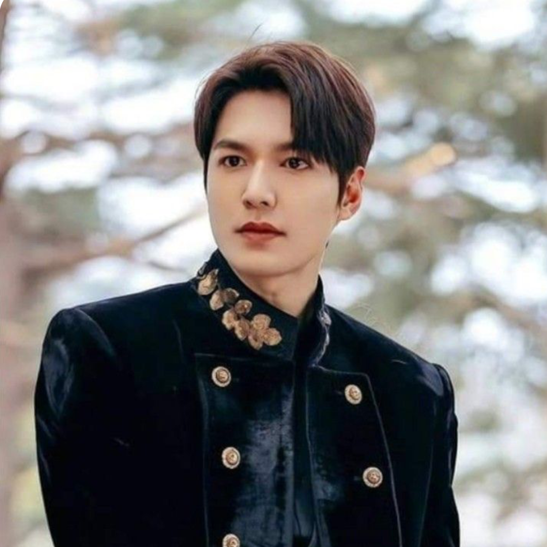 Recent activity shot of Lee Minho