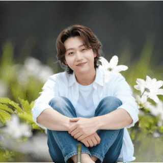 Recent activity shot of Min Soohyun