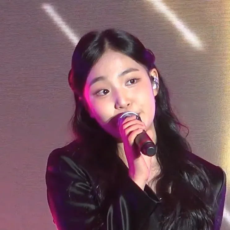 김태연의 비하인드 컷