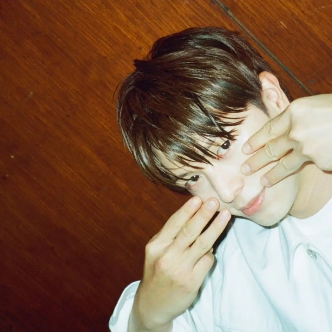 Recent activity shot of Yook Sungjae