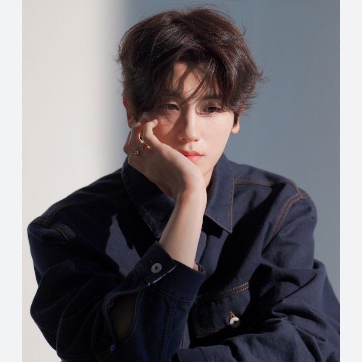 Behind-the-scenes cut of Park Hyungsik