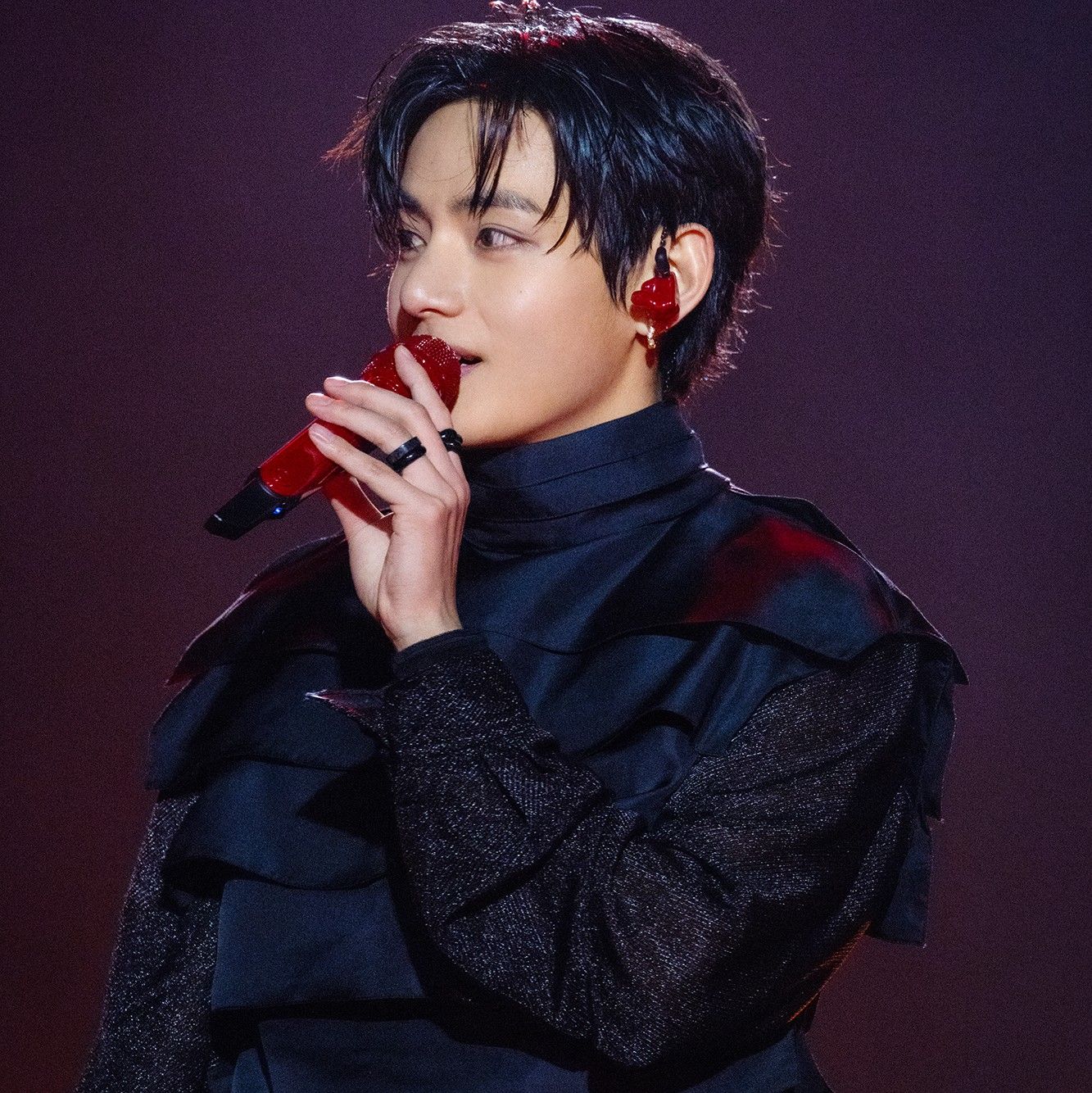 Latest photo of Kim Taehyung (V)