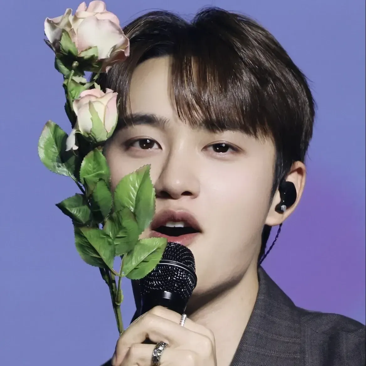 Foto kegiatan terbaru dari Doh Kyungsoo (D.O.)