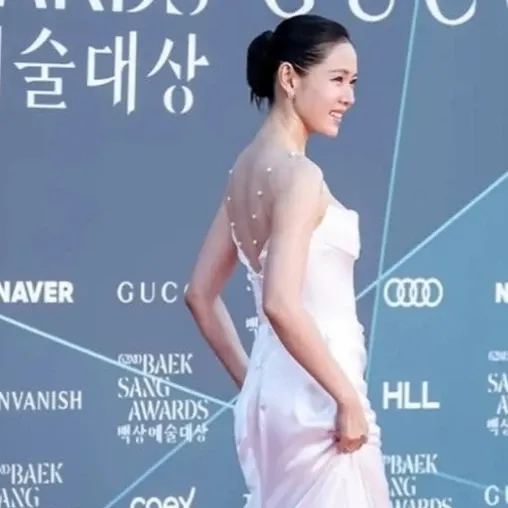 Momen yang diabadikan oleh penggemar Son Yejin
