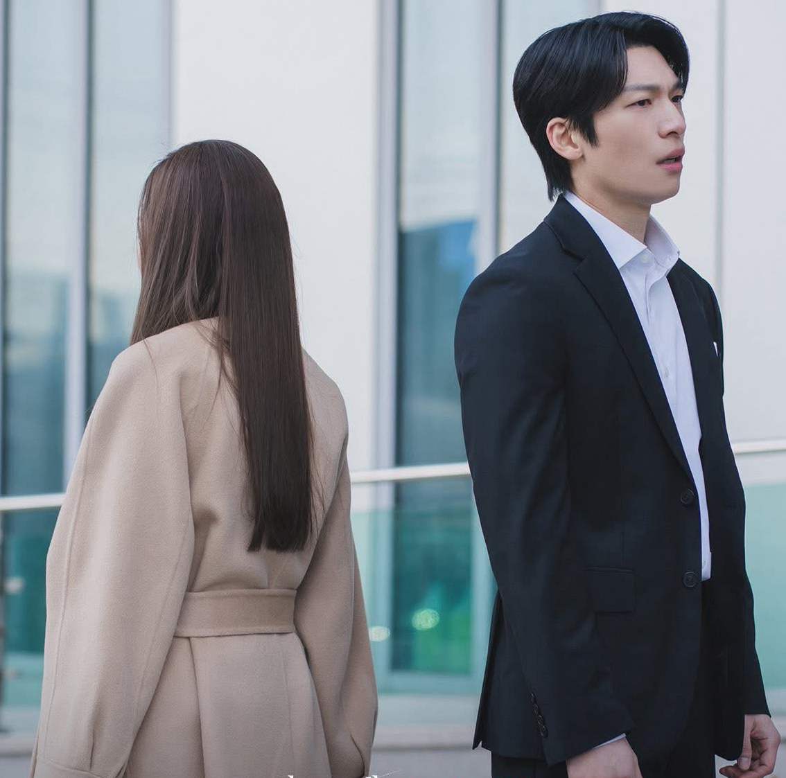 Behind-the-scenes cut of Park Minyoung