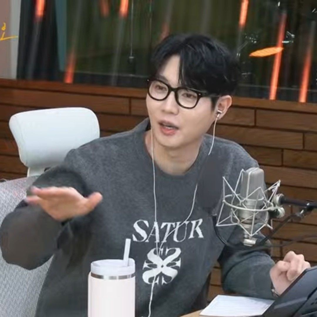 A moment captured by a fan of Son Taejin