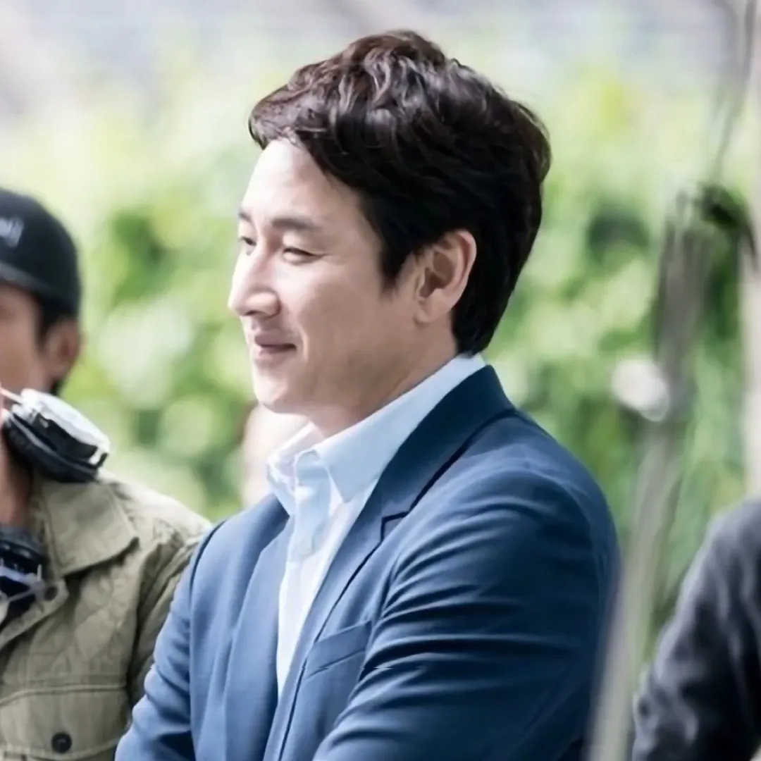 A moment captured by a fan of Lee Sunkyun