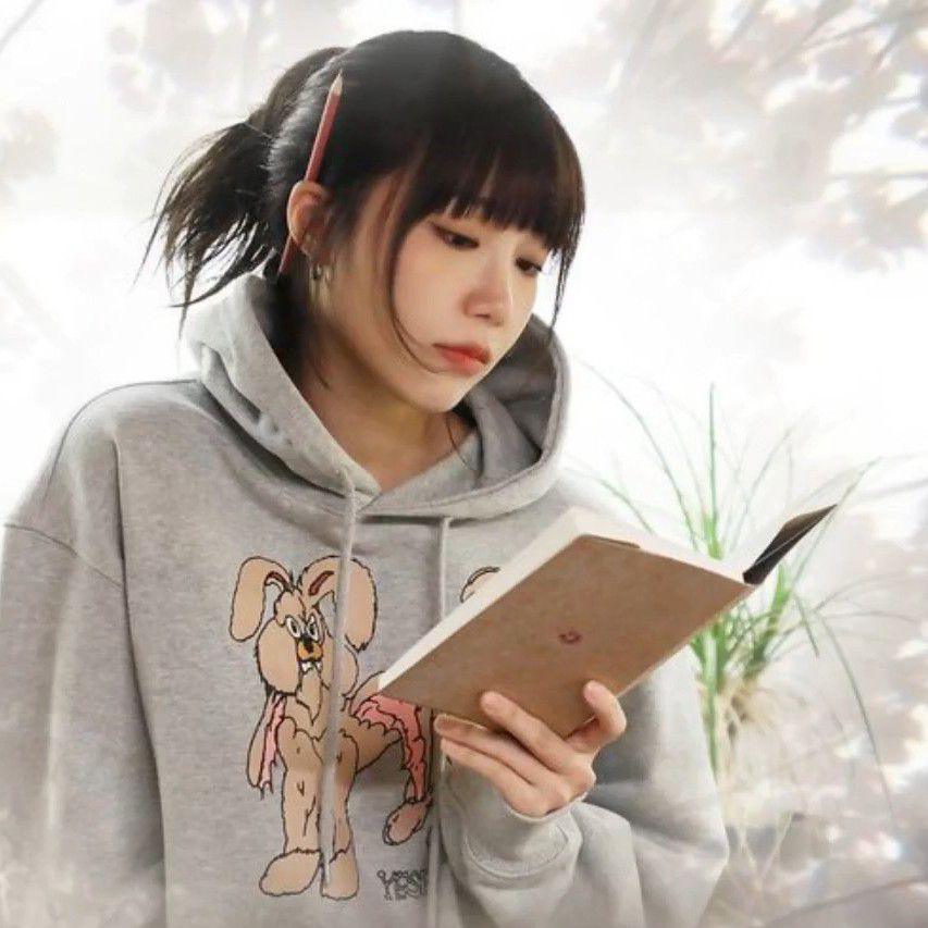 Foto terbaru dari Jung Eunji