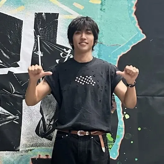 粉絲拍下的李承允瞬間