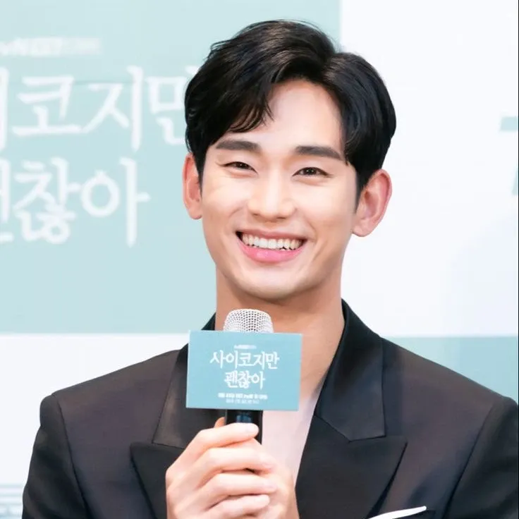 Behind-the-scenes cut of Kim Soohyun