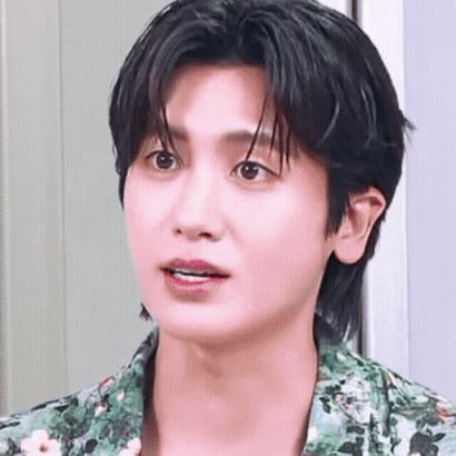 Behind-the-scenes cut of Park Hyungsik