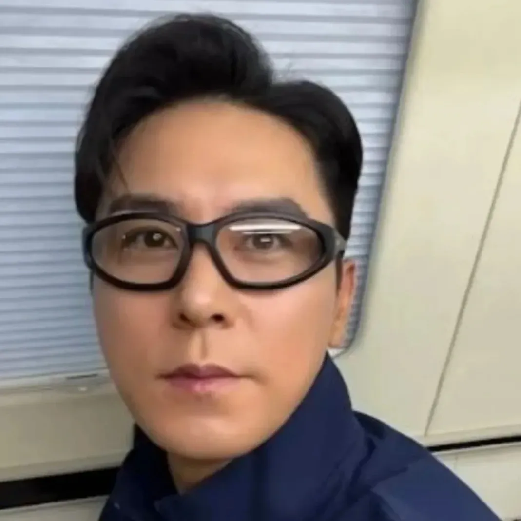 Foto kegiatan terbaru dari Jang Minho