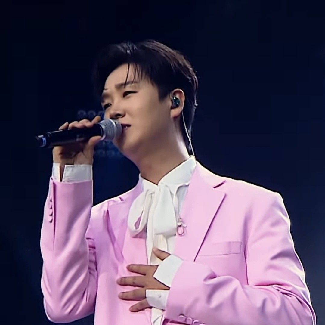 Behind-the-scenes cut of Song Minjun