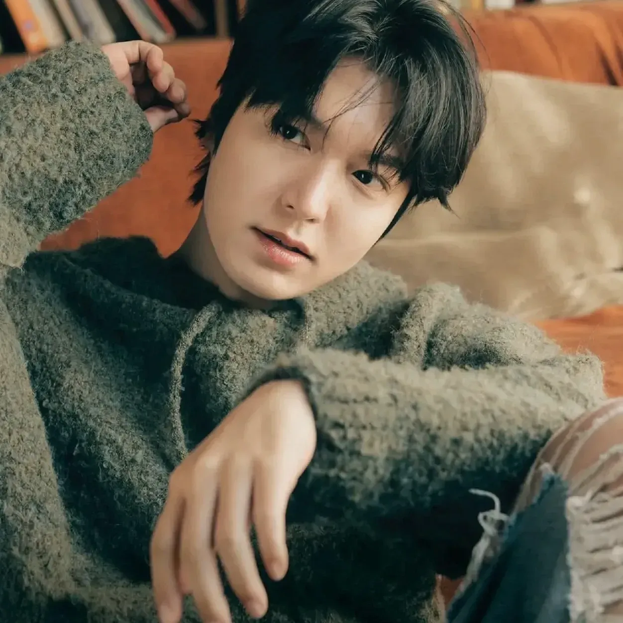 Recent activity shot of Lee Minho
