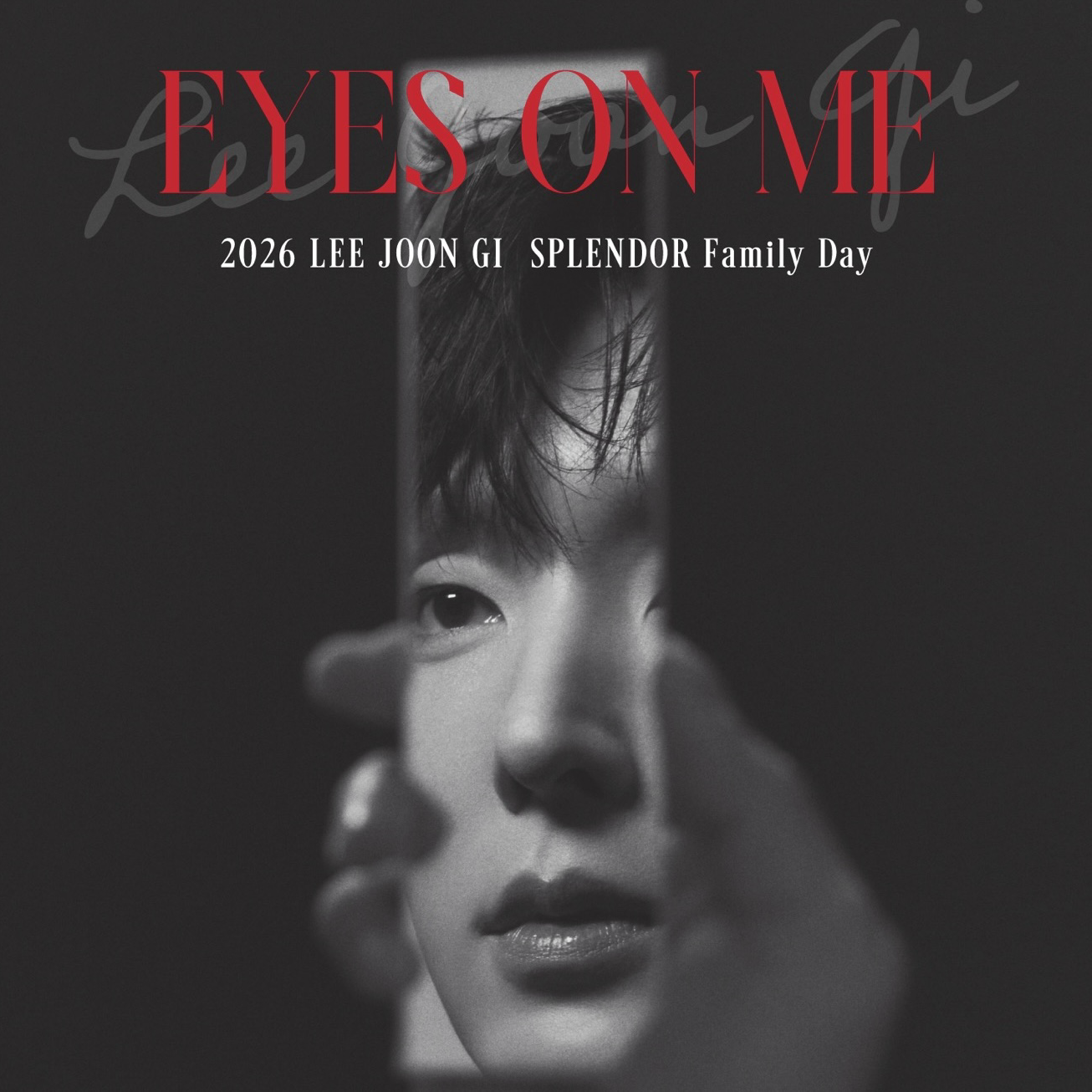 A moment captured by a fan of Lee Joongi