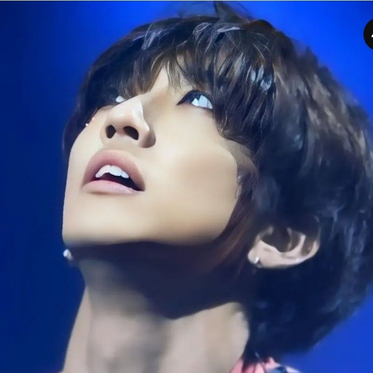 A moment captured by a fan of Lee Seungyoon