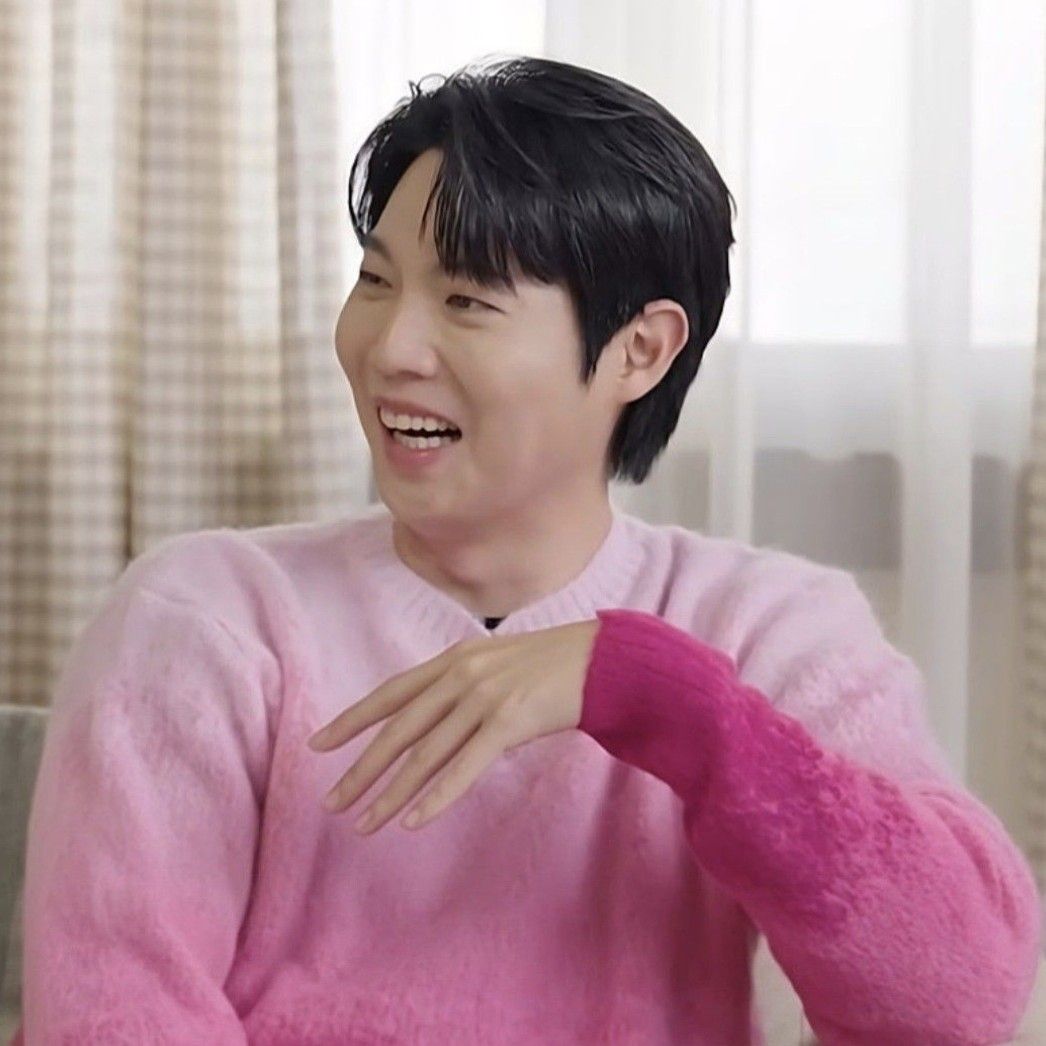 Latest photo of Son Taejin