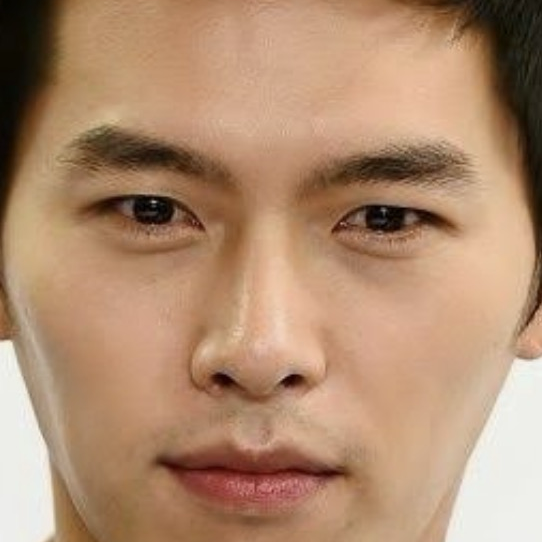 현빈의 최신 사진