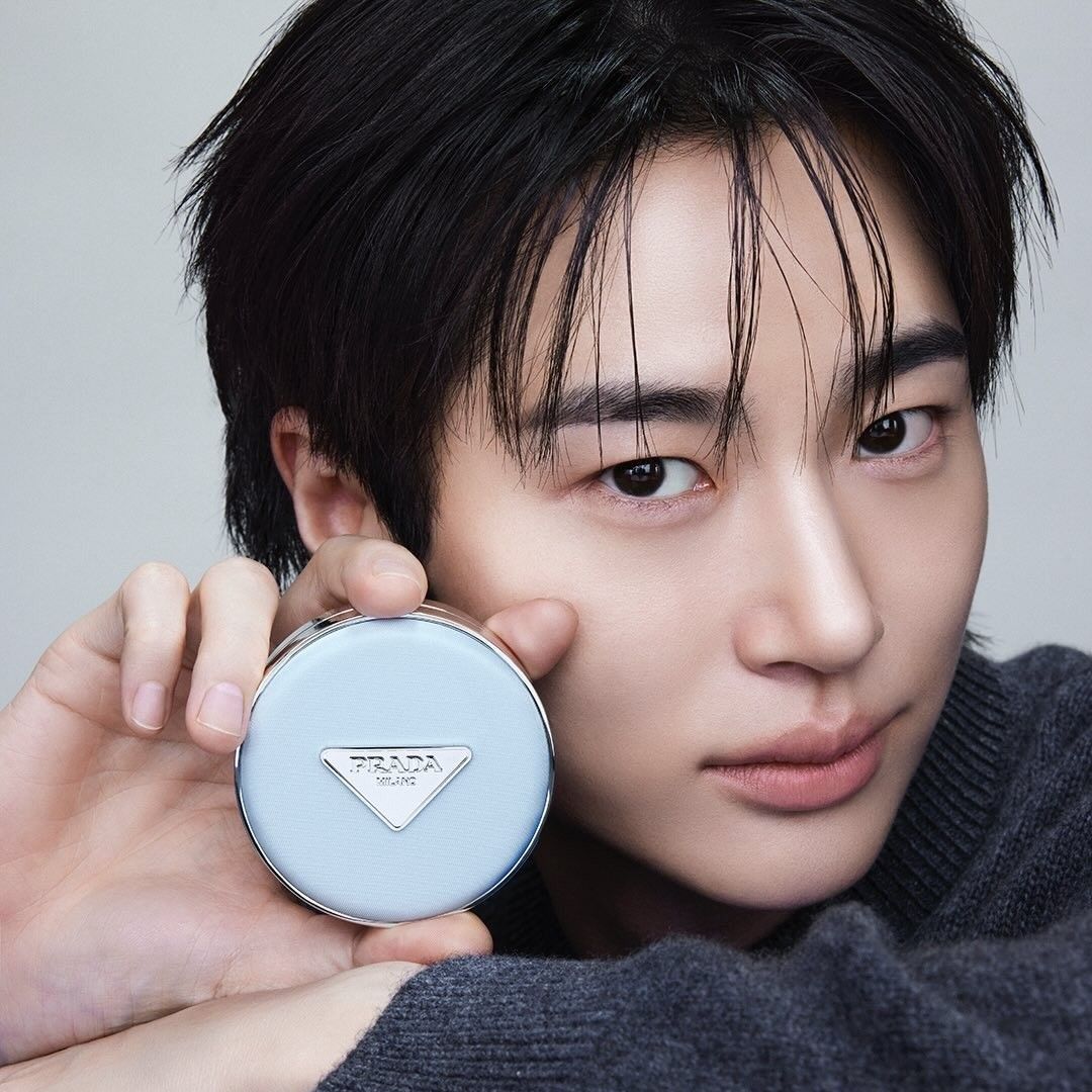 Recent activity shot of Byeon Wooseok