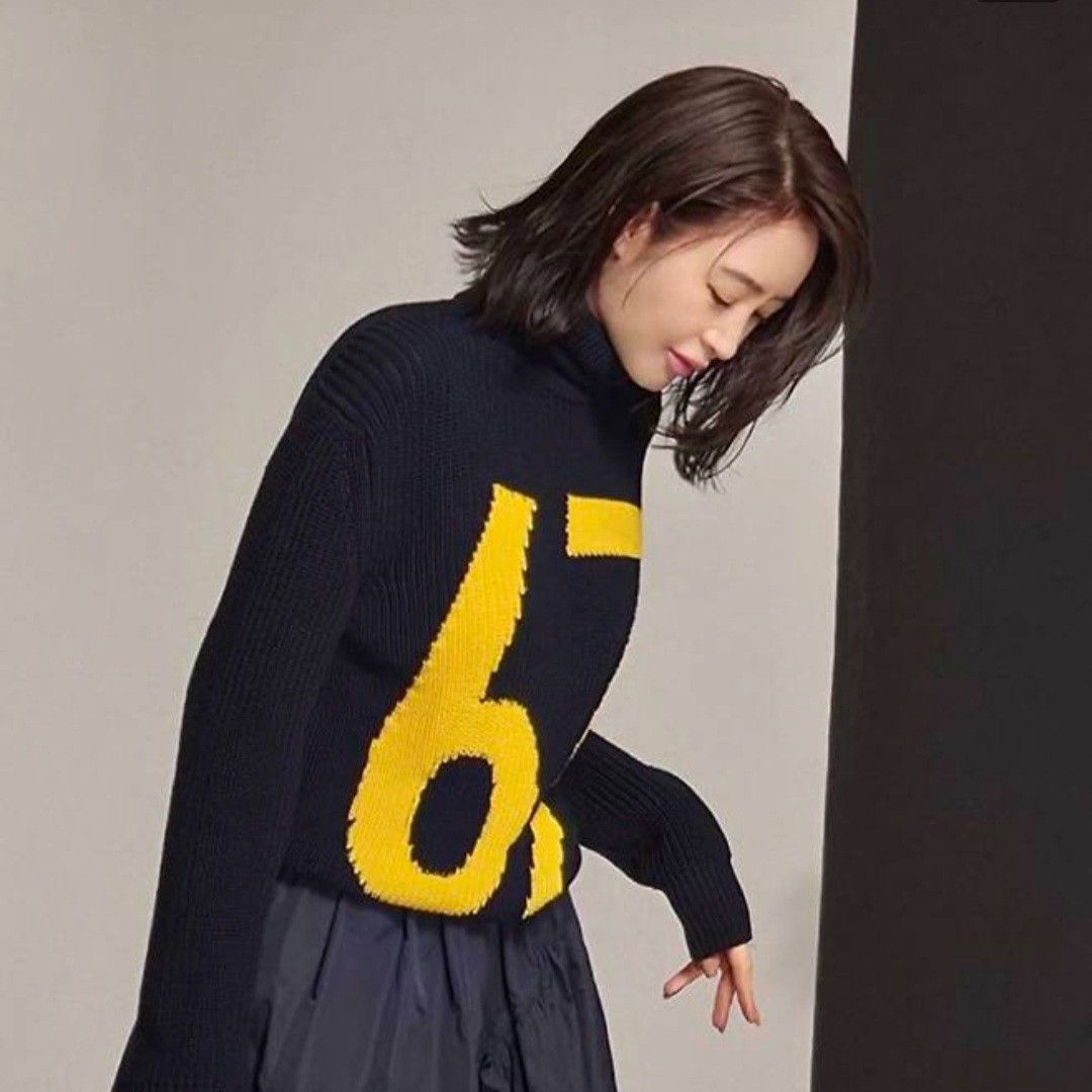 Behind-the-scenes cut of Kim Hyesoo