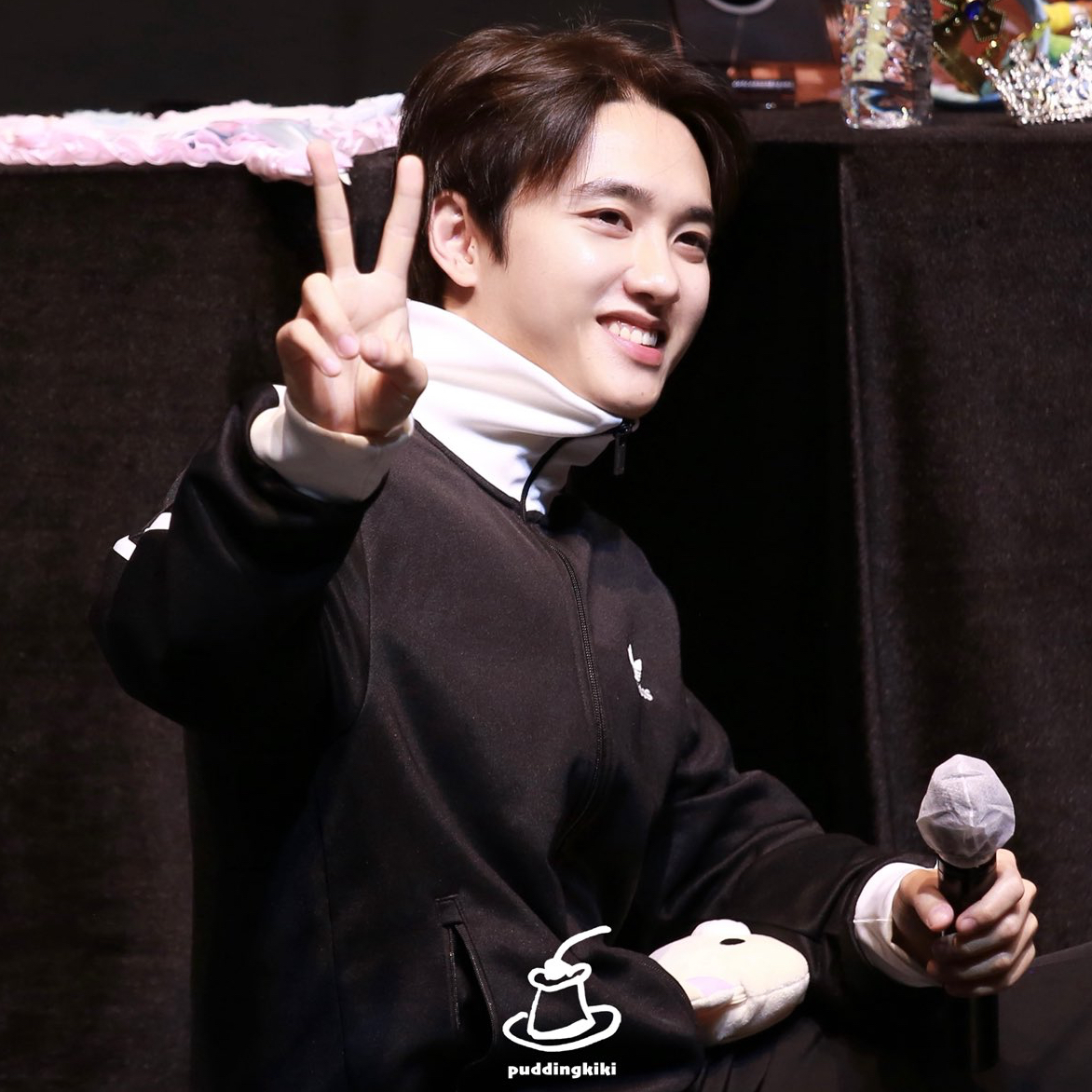 都暻秀 (D.O.)的最新照片