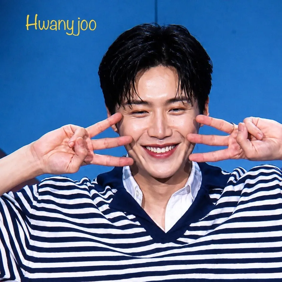 Latest photo of Kim Seonho