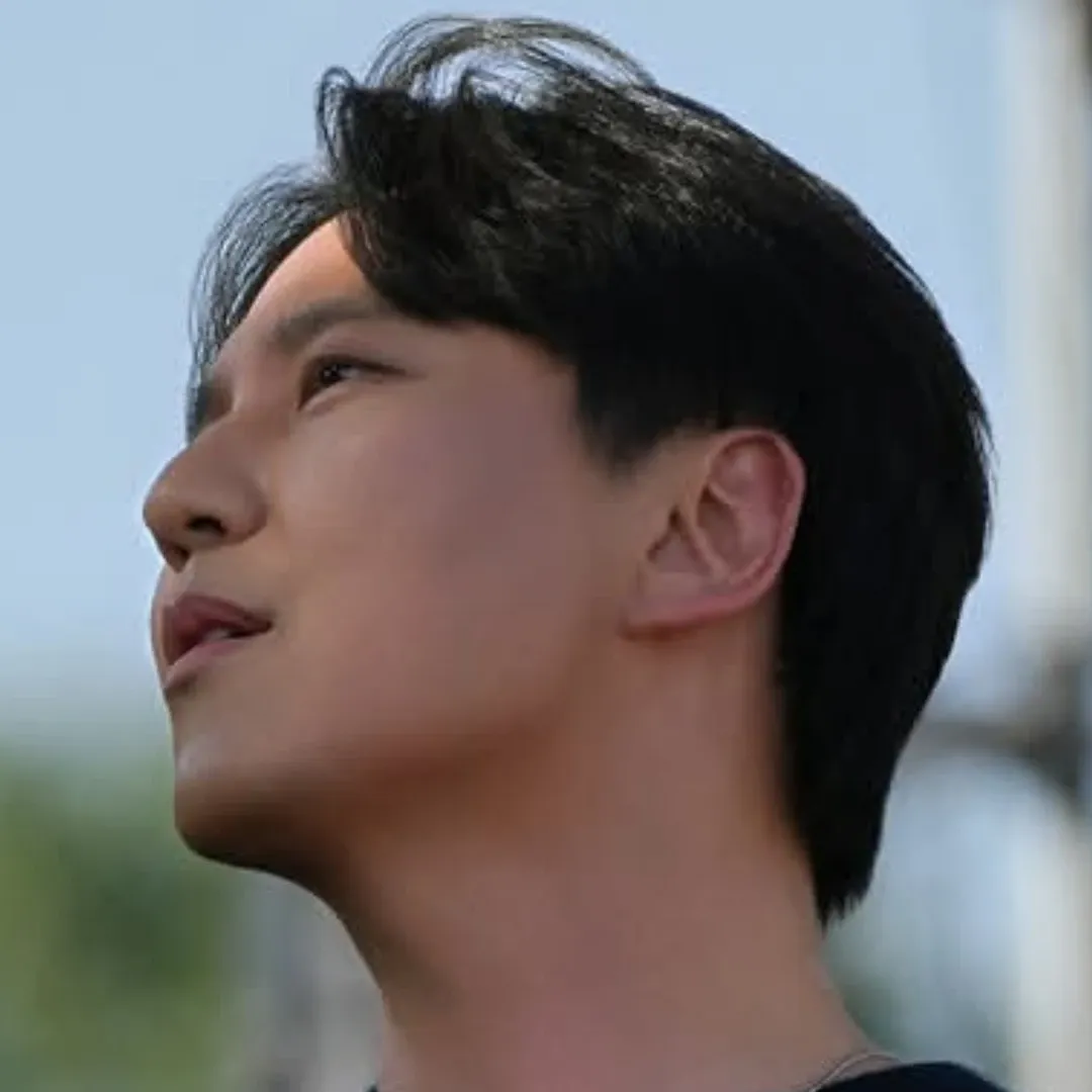 Latest photo of Kim Namgil