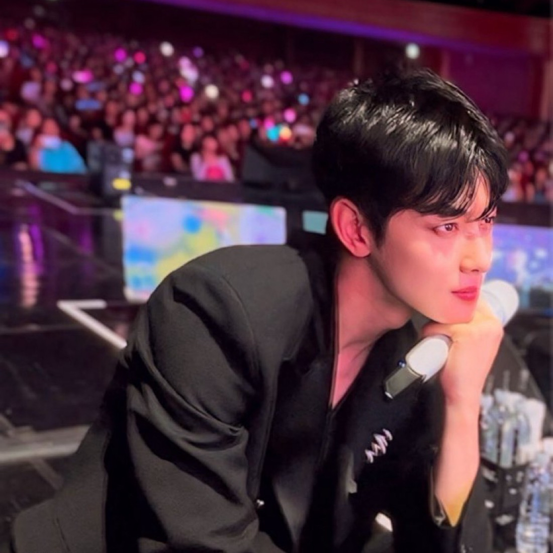 Recent activity shot of Cha Eunwoo