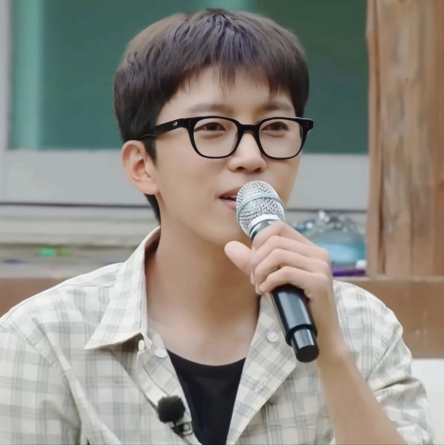 Cuplikan di balik layar dari Lim Youngwoong