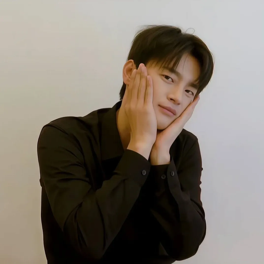 Recent activity shot of Seo Inguk