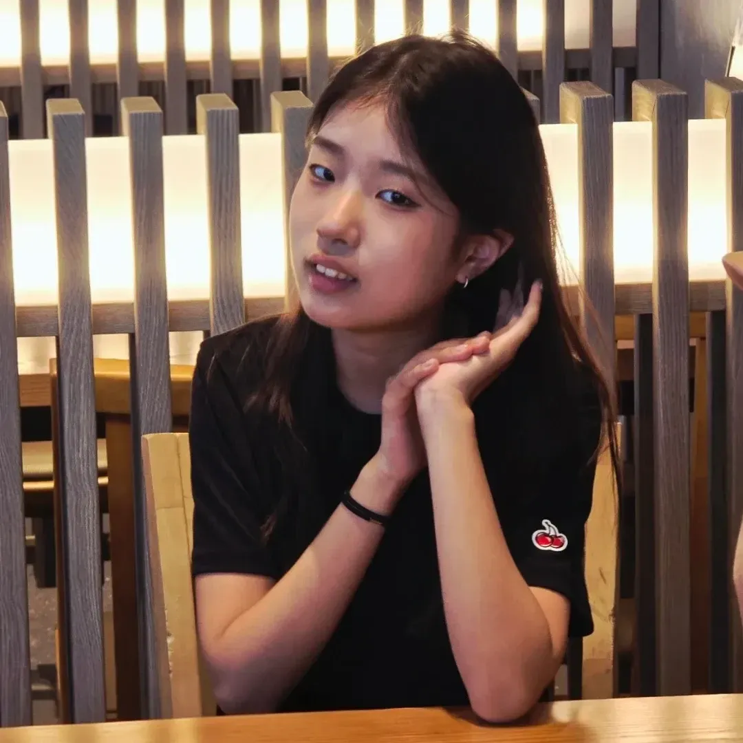 Latest photo of Bin Yeseo