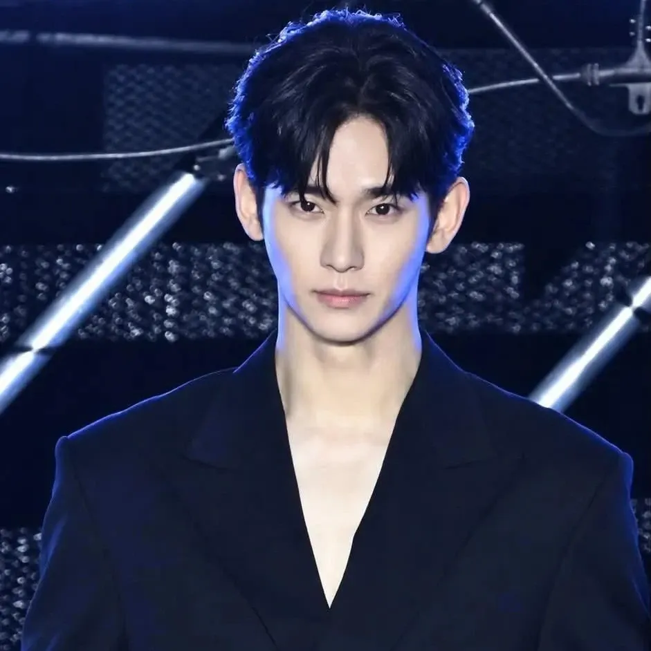 A moment captured by a fan of Kim Soohyun