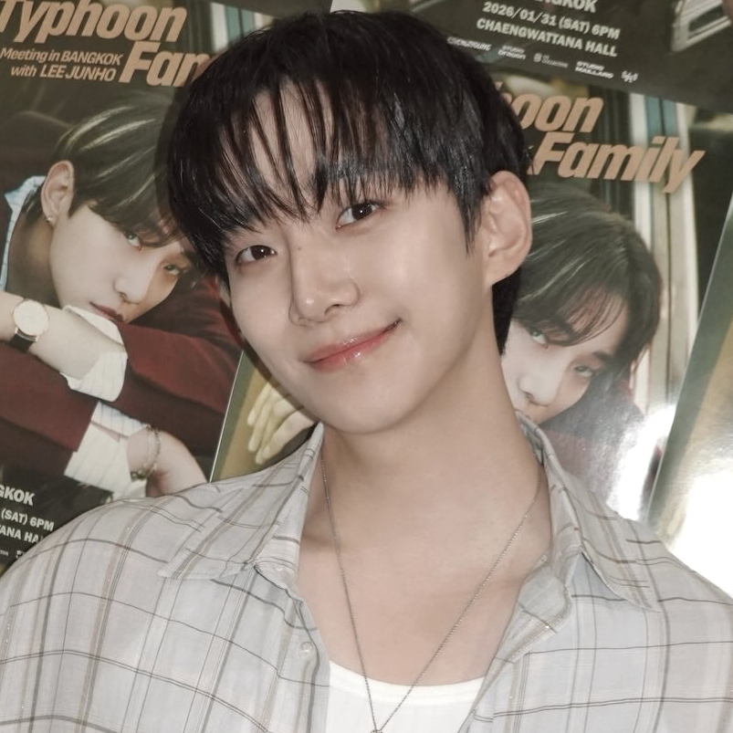 粉丝拍下的李俊昊瞬间