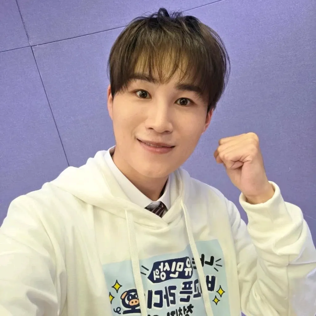 김희재의 비하인드 컷