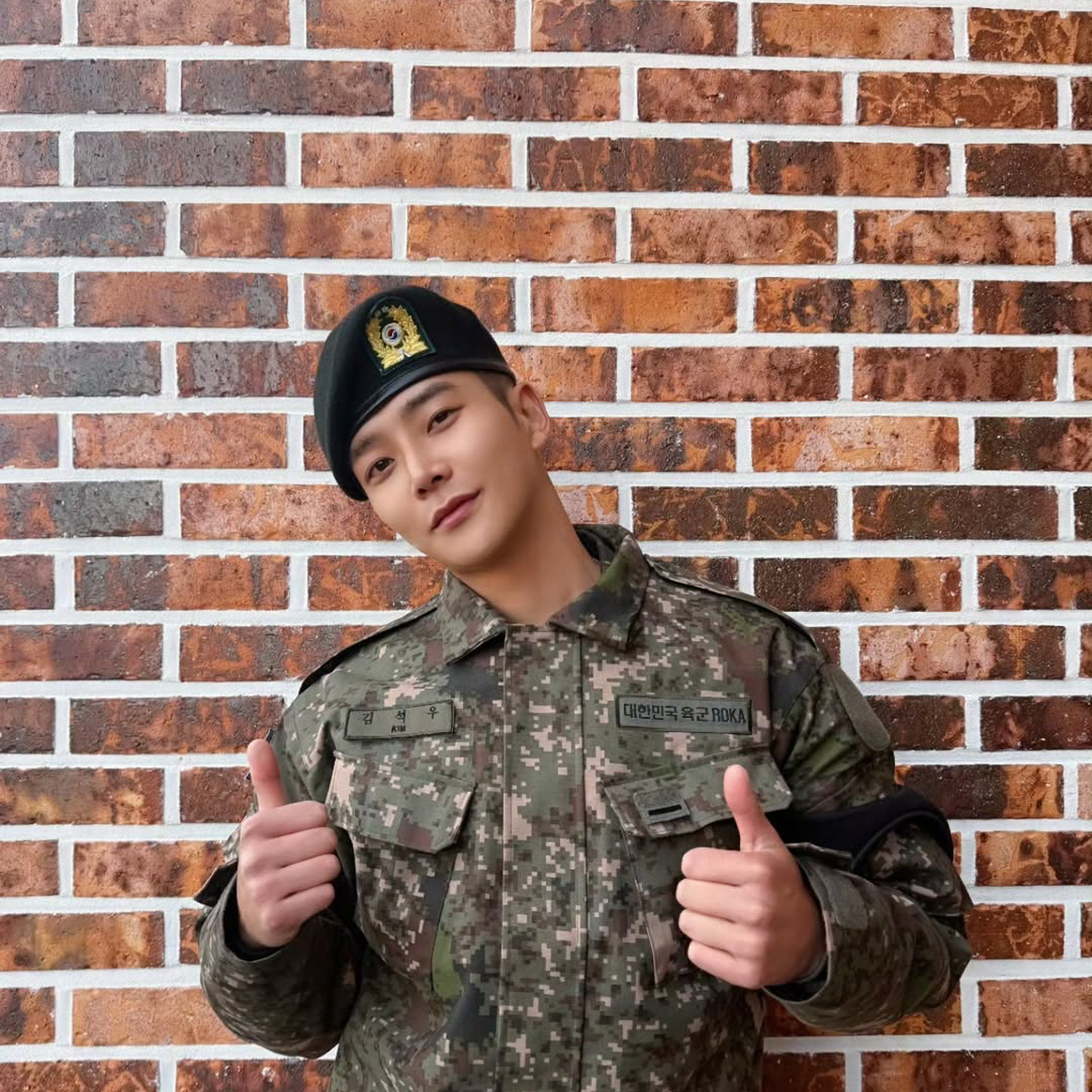 Foto kegiatan terbaru dari Rowoon