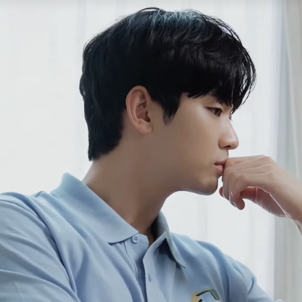 A moment captured by a fan of Kim Soohyun