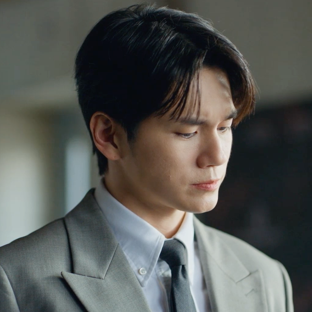 Foto terbaru dari Ong Seongwu