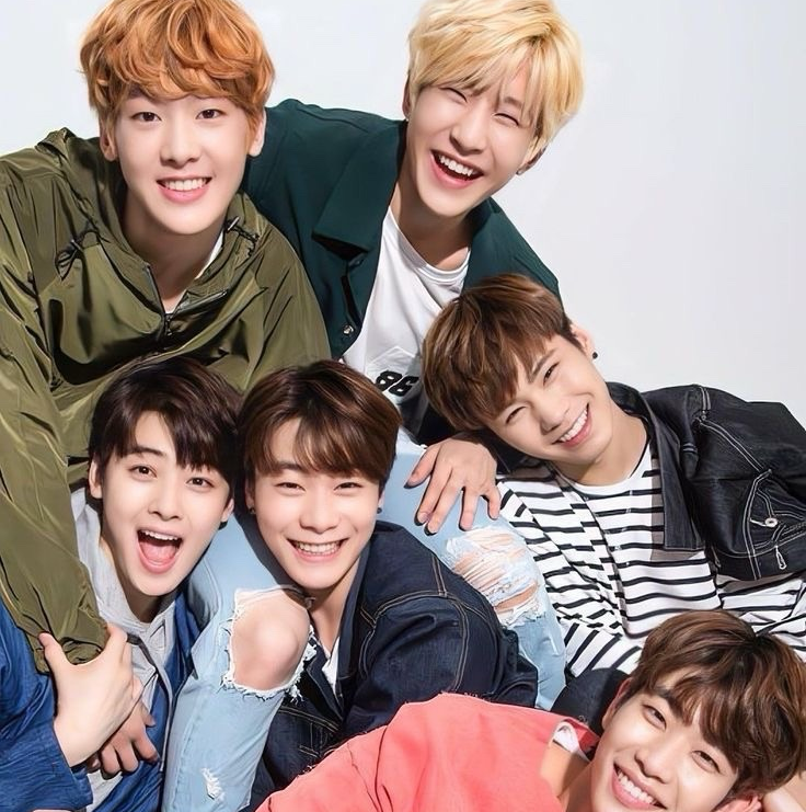 A moment captured by a fan of Yoon Sanha