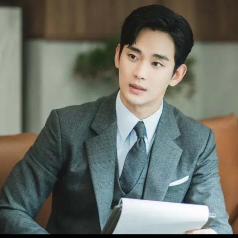 Recent activity shot of Kim Soohyun