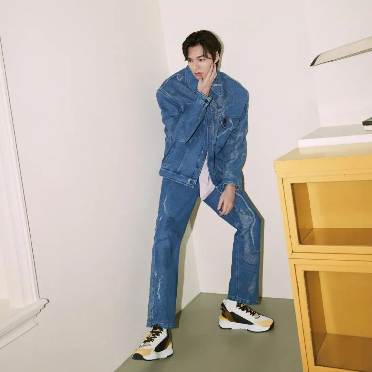 イ・ミンホのビハインドカット