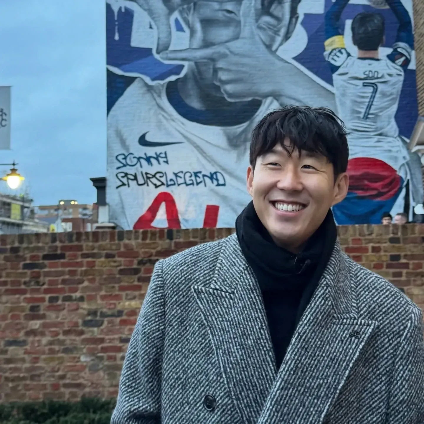 Son Heungmin的最新照片