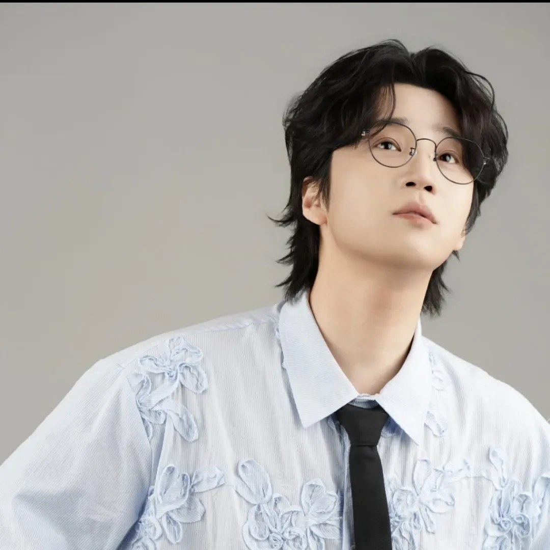 Latest photo of Park Jihoo (Mr. Trot 3)