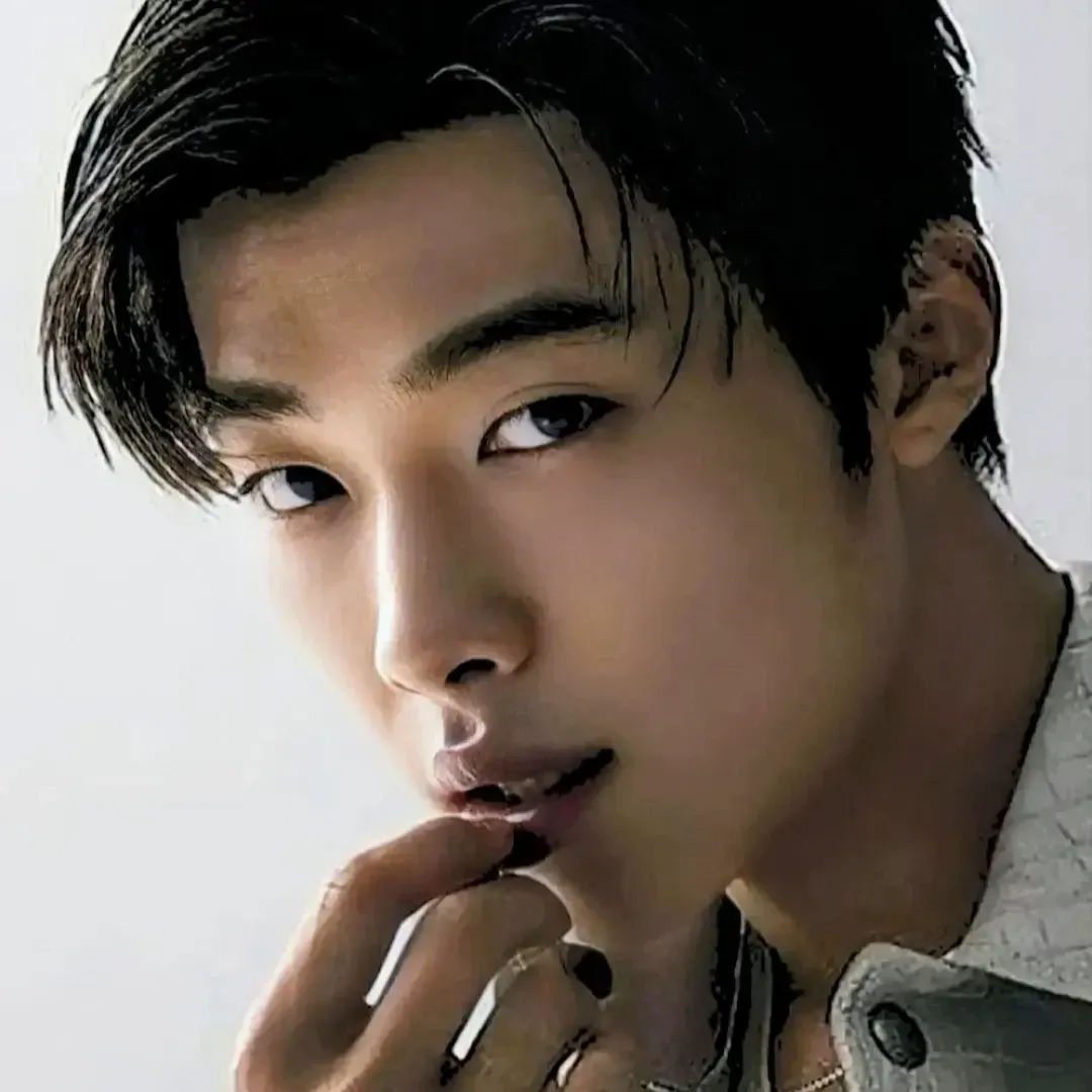 A moment captured by a fan of Woo Dohwan