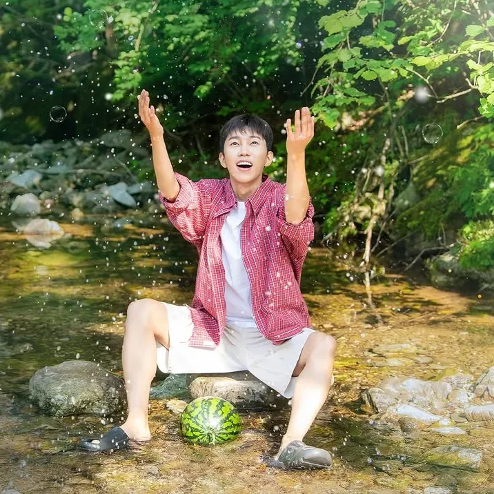 Foto kegiatan terbaru dari Lim Youngwoong