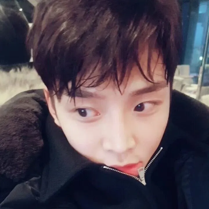 Cuplikan di balik layar dari Rowoon