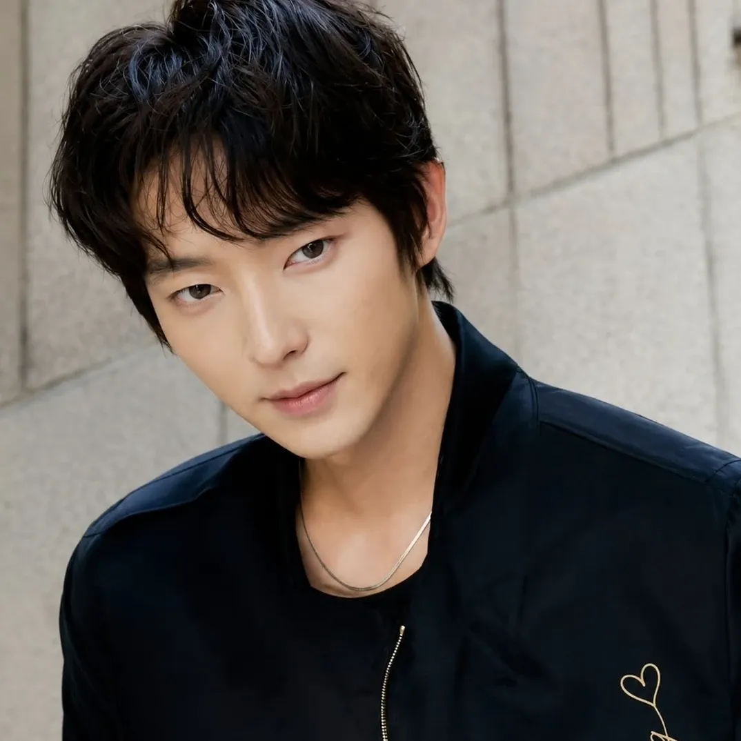 이준기 최근 활동샷