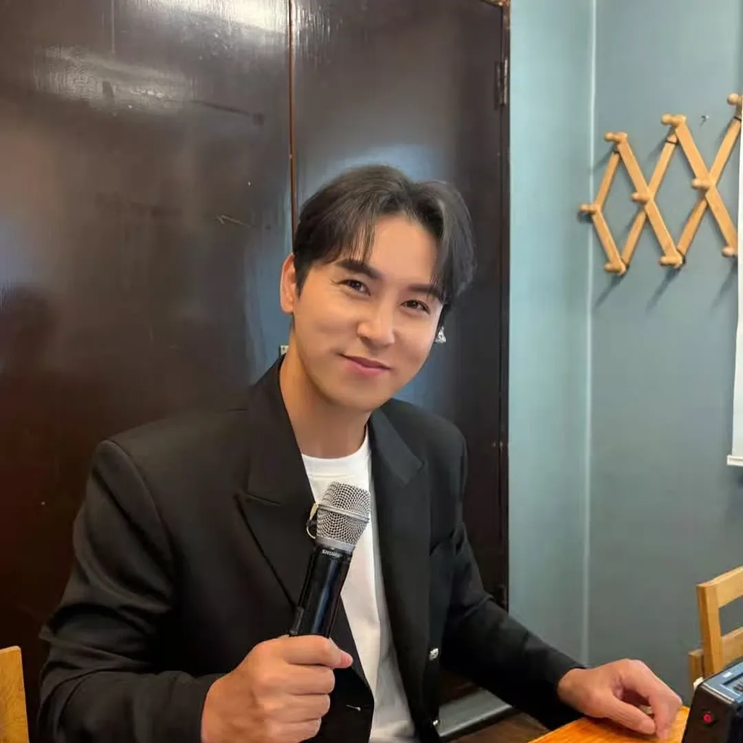 Foto kegiatan terbaru dari Jang Minho